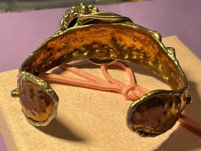 Vintage Mexico Handmade Mixed Metals Cuff Standard Size Bracelet Copper/Silver/Brass & Quartz in Never Worn Condition.