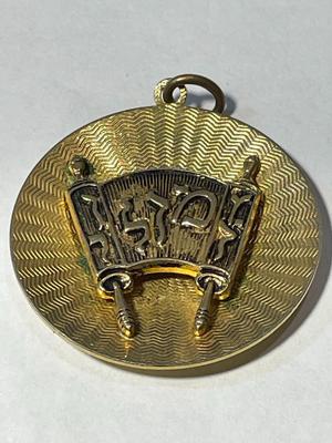 Vintage Religious Yellow Gold-tone Torah Scroll Charm/Pendant in Good Preowned Condition.