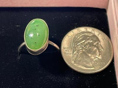 Dainty Preowned Size 7 Jade/Jadeite Ring in Good Condition as Pictured.