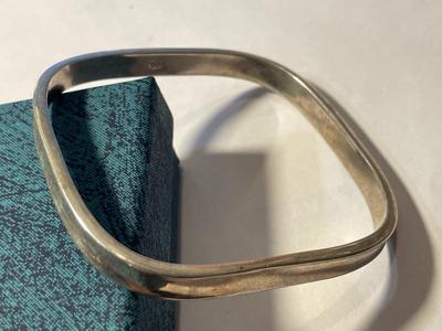 Vintage Solid Square Sterling Silver Heavy Bangle Bracelet in VG Preowned Condition.