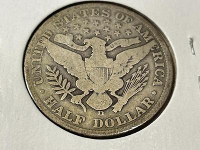 1907-D CIRCULATED CONDITION BARBER SILVER HALF DOLLAR AS PICTURED.