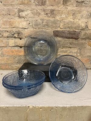 Blue bowls lot