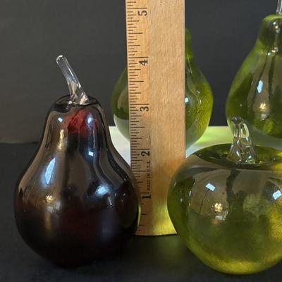 LOT 299: JRS Art Glass Paperweights: Pears & Apple