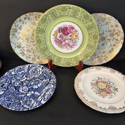 LOT 302: Vintage Teacups & Dessert Plates: Imperial Bohemian, Czechoslovakia: Churchill, Made in England: Bavaria: Royal Jackson:...