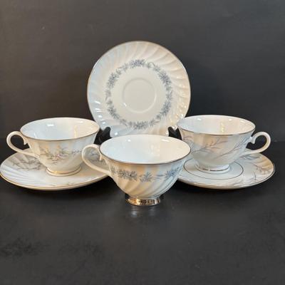 LOT 302: Vintage Teacups & Dessert Plates: Imperial Bohemian, Czechoslovakia: Churchill, Made in England: Bavaria: Royal Jackson:...