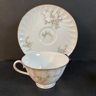 LOT 302: Vintage Teacups & Dessert Plates: Imperial Bohemian, Czechoslovakia: Churchill, Made in England: Bavaria: Royal Jackson:...