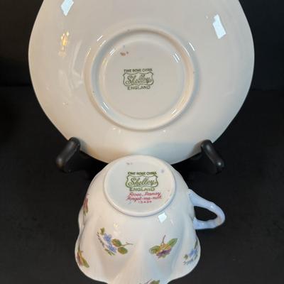 LOT 304: Vintage Teacup Collection Featuring a Wright Tyndale & Van Roden of Philadelphia Limoges Teacup, Bergere Limoges, Shelly...