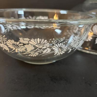 LOT 306: Pyrex Clear & White Colonial Mist Nesting Bowl Set (4), Vintage Georgian Nutmeg Brown Viking Thumbprint Tumblers (10),...
