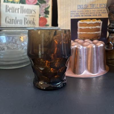 LOT 306: Pyrex Clear & White Colonial Mist Nesting Bowl Set (4), Vintage Georgian Nutmeg Brown Viking Thumbprint Tumblers (10),...