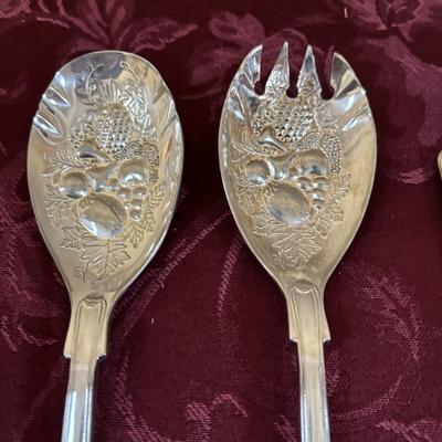 LOT 310: Signed VSL (Val St. Lambert) Crystal Crescent Shaped Fruit Tray/Salad Plates, Signed VSL Platter, Crystal Berry Bowl, FB Rogers...