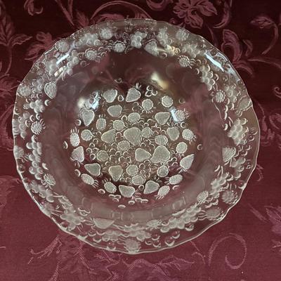 LOT 310: Signed VSL (Val St. Lambert) Crystal Crescent Shaped Fruit Tray/Salad Plates, Signed VSL Platter, Crystal Berry Bowl, FB Rogers...