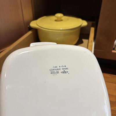 LOT 314: Kitchen Cabinet Cleanout: Corning Ware, Chantal & More