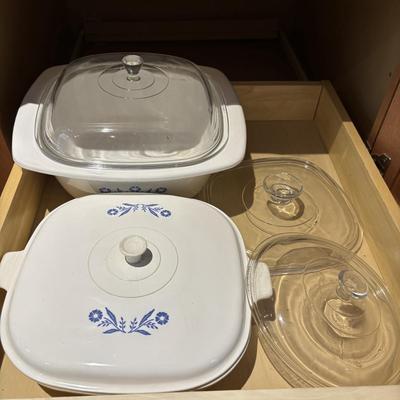 LOT 315: Kitchen Cabinet Cleanout: Corning Ware & Pyrex