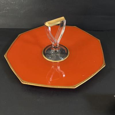 LOT 316: Hoffritz Knives w/Magnetic Board, Universal Coffeematic Electric Percolator, Porcelain & Stainless-Steel Teapot, Vintage...