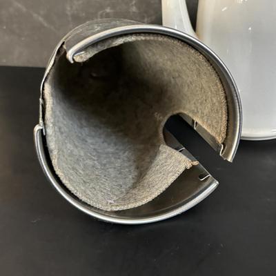 LOT 316: Hoffritz Knives w/Magnetic Board, Universal Coffeematic Electric Percolator, Porcelain & Stainless-Steel Teapot, Vintage...