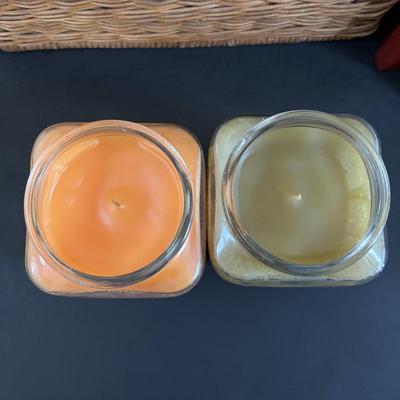 LOT 318: Keurig Model B30, Coffee Mugs, Candles, Quaker Lace Tablecloth & Organizing Basket