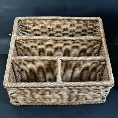 LOT 318: Keurig Model B30, Coffee Mugs, Candles, Quaker Lace Tablecloth & Organizing Basket