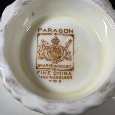 LOT 319: Vintage Paragon Fleur de Lis Teacups & Saucers