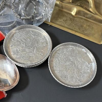 LOT 320: Serving Collection: Oberglas Austria Knife Rest, Brass Butlers Crumb & Dustpan Set, Gorham Silverplate, Demitasse Spoons,...