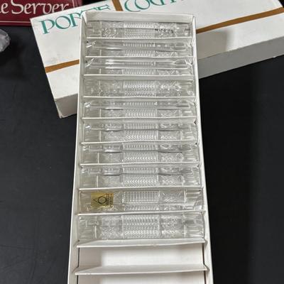 LOT 320: Serving Collection: Oberglas Austria Knife Rest, Brass Butlers Crumb & Dustpan Set, Gorham Silverplate, Demitasse Spoons,...