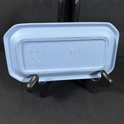 LOT 322: Wedgewood Trinkets Dishes Books on Wedgewood, Trinket Boxes & More