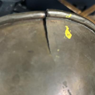 LOT 323: Vintage Avery Scale w/Weights & Postal Scale