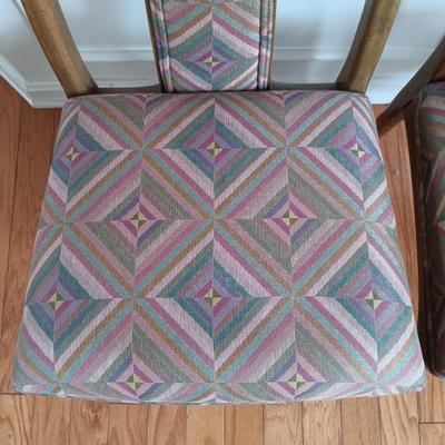 LOT 325: Set of 4 Mid Century Modern Dining Room Chairs