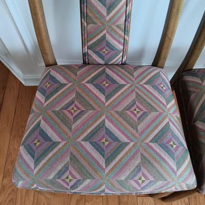 LOT 325: Set of 4 Mid Century Modern Dining Room Chairs