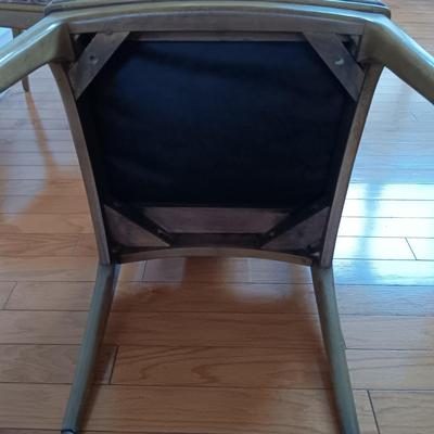 LOT 325: Set of 4 Mid Century Modern Dining Room Chairs