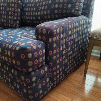 LOT 331: 2-Piece Sectional Sofa