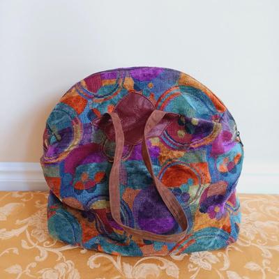 LOT 333: Erda Duffel Bag with Rolling Floral Tapestry Bag