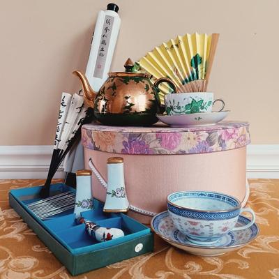 LOT 335: Herend Hungary Indian Basket Green Teacup, Japanese Stork on Silk Wall Scroll, Gibsons Teapot & More