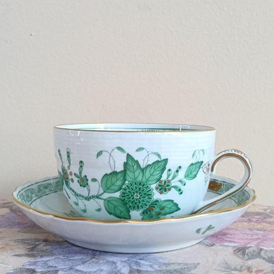 LOT 335: Herend Hungary Indian Basket Green Teacup, Japanese Stork on Silk Wall Scroll, Gibsons Teapot & More