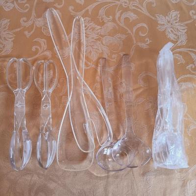 LOT 338: Vintage Copper Fish Mold, Large Melamine Shell Bowls, Stafford Ceramic Shell Forks and Knives & More