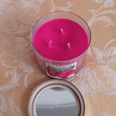 LOT 338: Vintage Copper Fish Mold, Large Melamine Shell Bowls, Stafford Ceramic Shell Forks and Knives & More