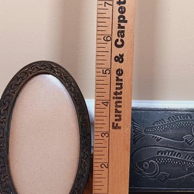 LOT 341: Solid Bronze 'Thinking Man' Bookends, Wheaton George Washinton Ink Bottle & More