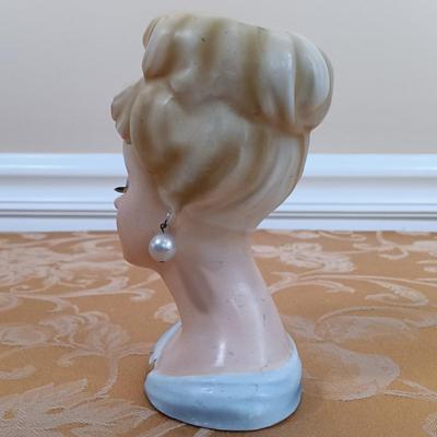 LOT 343: Vintage Lady Head Vases with Sandra Roth Scarf & Vintage Hat Box