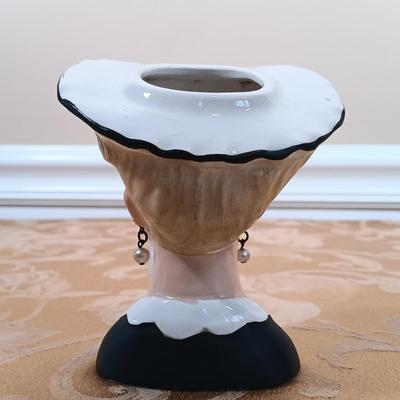 LOT 343: Vintage Lady Head Vases with Sandra Roth Scarf & Vintage Hat Box