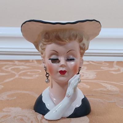 LOT 343: Vintage Lady Head Vases with Sandra Roth Scarf & Vintage Hat Box