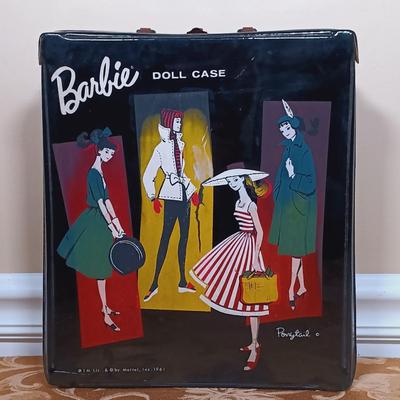 LOT 344: Vintage 1960s Japan Barbie Ponytail with Case, Clothes & Accessories