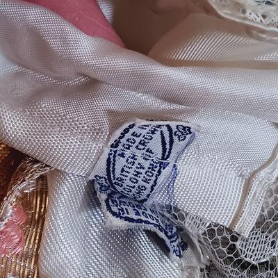 LOT 344: Vintage 1960s Japan Barbie Ponytail with Case, Clothes & Accessories