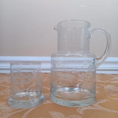 LOT 346: Vintage Dubarry Amber Pyralin Hand Mirror, Limoges Peint Main Floral Trinket Box, Fielding & Co Devon Ware Vanity Tray &...