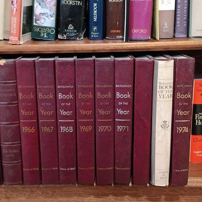LOT 348: Encyclopedia Britannica 1965 Volumes 1 - 23 w/ Index & Book of the Year 1966 - 1974