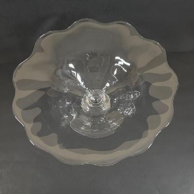 LOT 355: Beautiful Goran Warff Kosta Boda Linne Footed Large Bowl