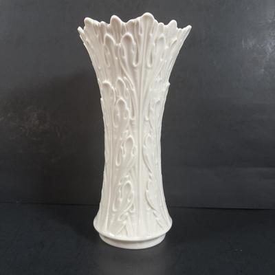 LOT 356: Lenox Vase, Divided Nut/Candy Dishes