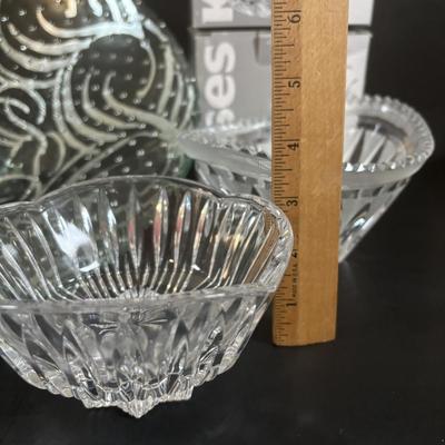 LOT 359: Tamara Childs 12” Hand Gilded Silver Swirl Beaded Glass Tripod Feet Bowl, Shannon Crystal Hershey Kisses & More