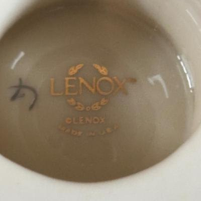 LOT 369: Lenox Judaic Collection Kiddush Cup, Crystal Kiddush Judaic Cup, Lenox Venus Collection Nut/Candy Dish, Table Runner &...