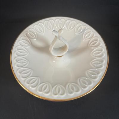 LOT 369: Lenox Judaic Collection Kiddush Cup, Crystal Kiddush Judaic Cup, Lenox Venus Collection Nut/Candy Dish, Table Runner &...