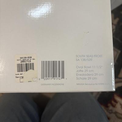 LOT 370: Evesham Vale 1986 Royal Dorchester Casserole Dish, Arden 1974 Royal Dorchester Toothpick Holder & Tray, Mikasa South Seas...