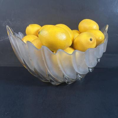 LOT 370: Evesham Vale 1986 Royal Dorchester Casserole Dish, Arden 1974 Royal Dorchester Toothpick Holder & Tray, Mikasa South Seas...